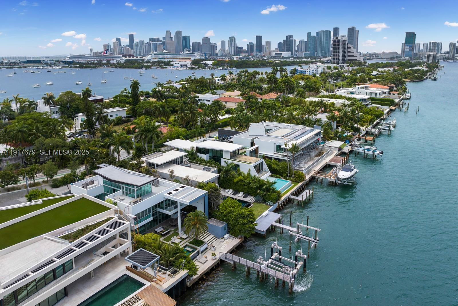 1379 N Venetian Way, Miami FL 33139