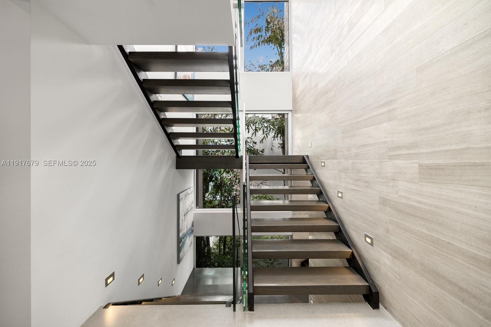 1379 N Venetian Way, Miami FL 33139