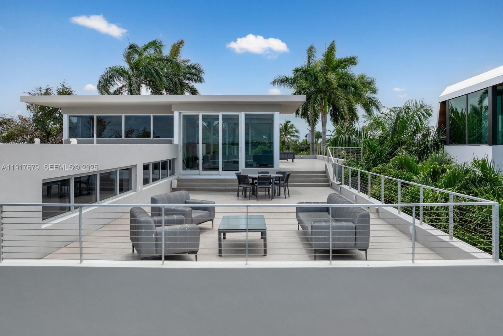 1379 N Venetian Way, Miami FL 33139