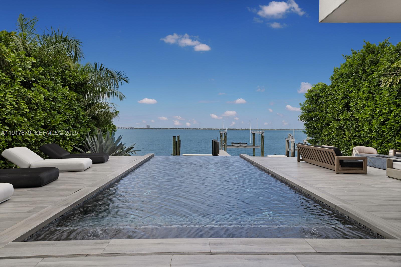 1379 N Venetian Way, Miami FL 33139