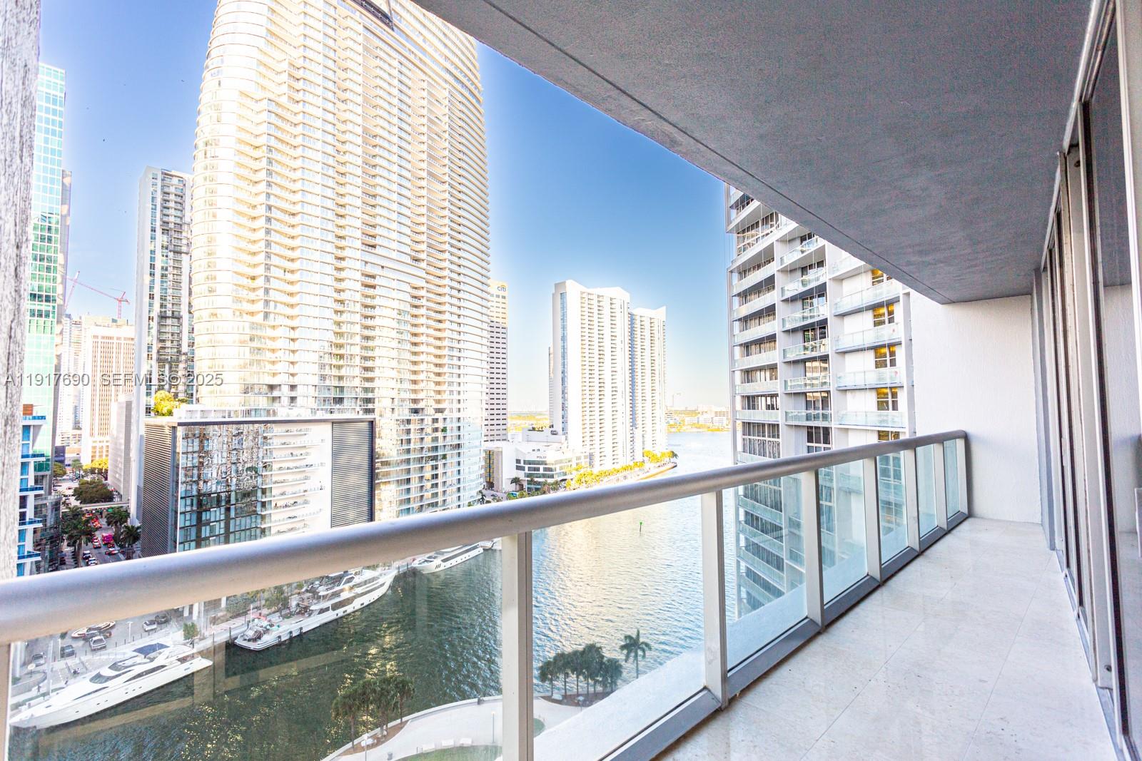 475 Brickell Ave #1615, Miami FL 33131
