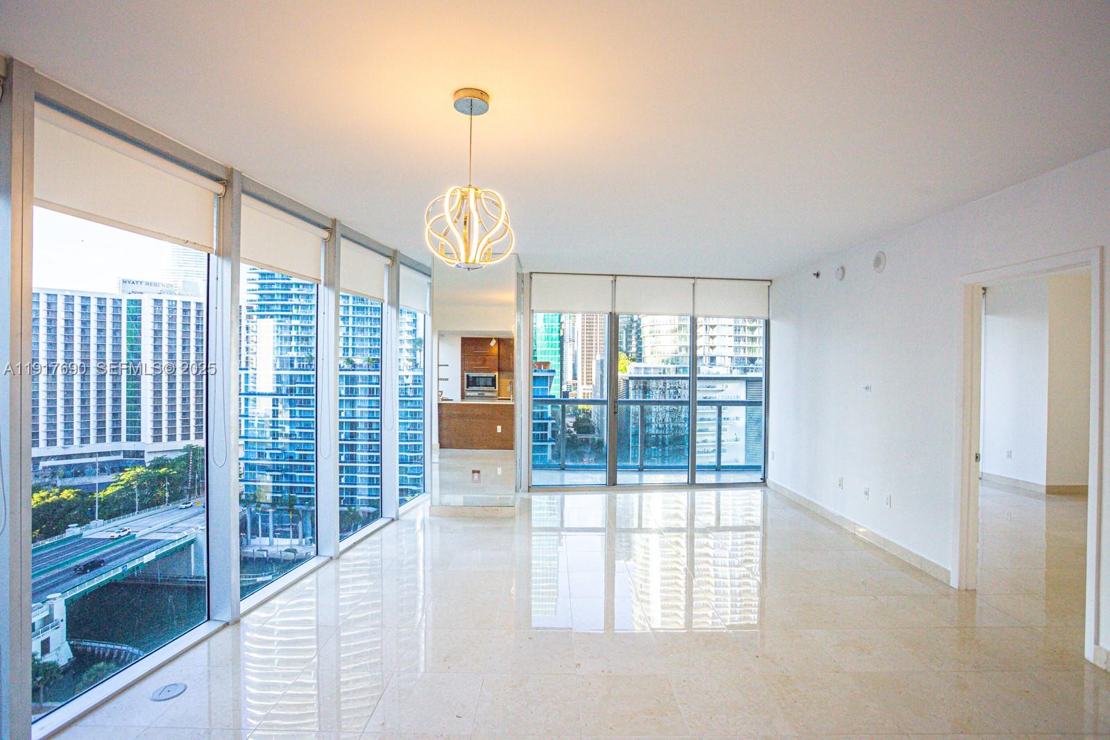 475 Brickell Ave #1615, Miami FL 33131