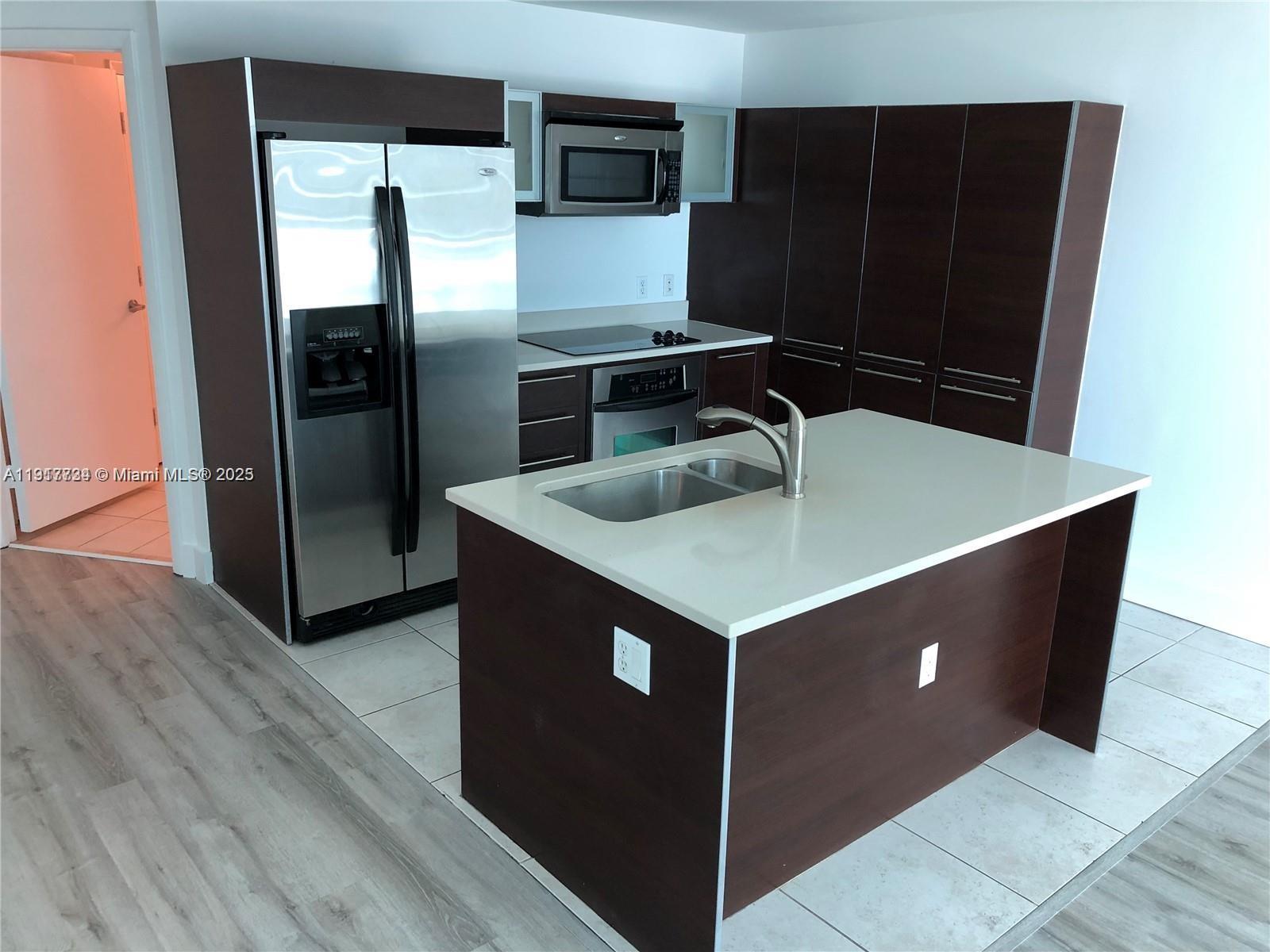 1900 N Bayshore Dr #3907, Miami FL 33132