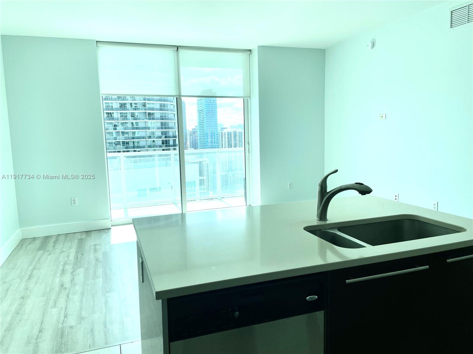 1900 N Bayshore Dr #3907, Miami FL 33132
