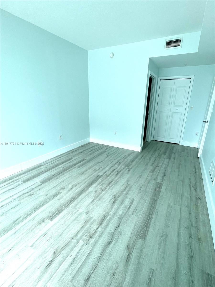 1900 N Bayshore Dr #3907, Miami FL 33132