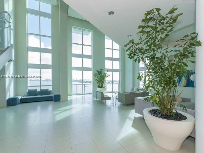 1900 N Bayshore Dr #3907, Miami FL 33132