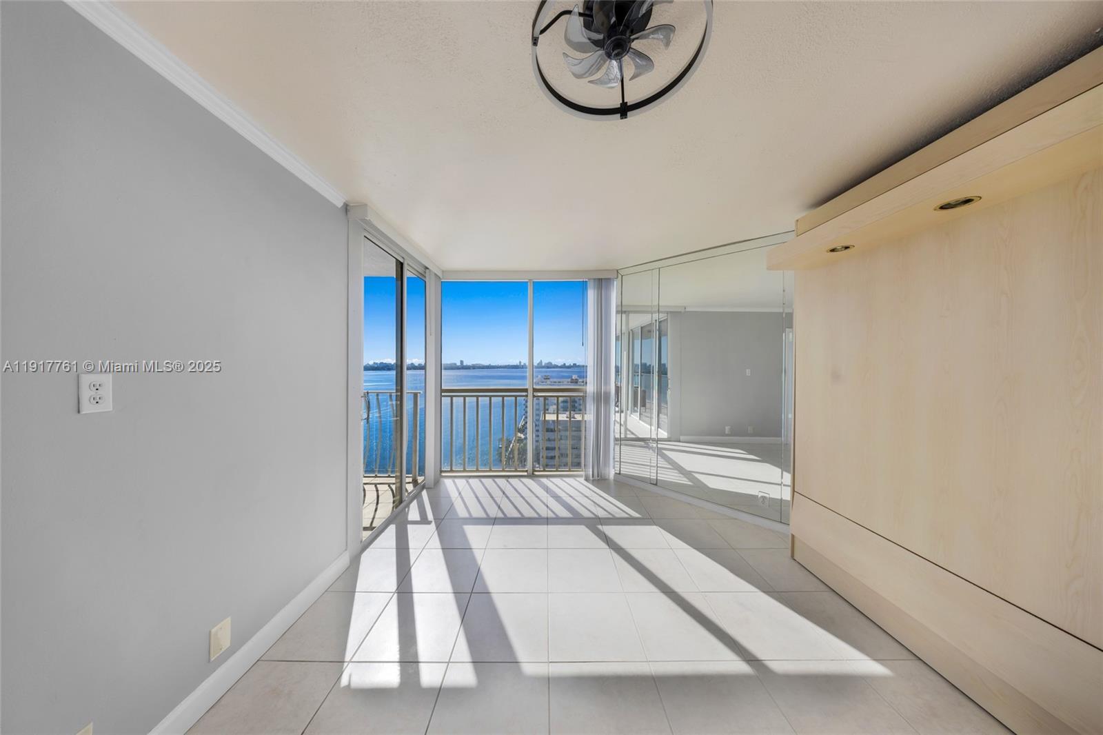 7601 E Treasure Dr #1920, North Bay Village FL 33141