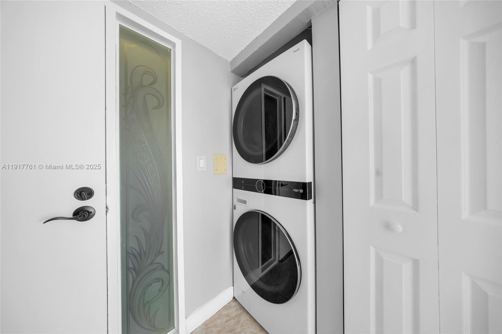 7601 E Treasure Dr #1920, North Bay Village FL 33141