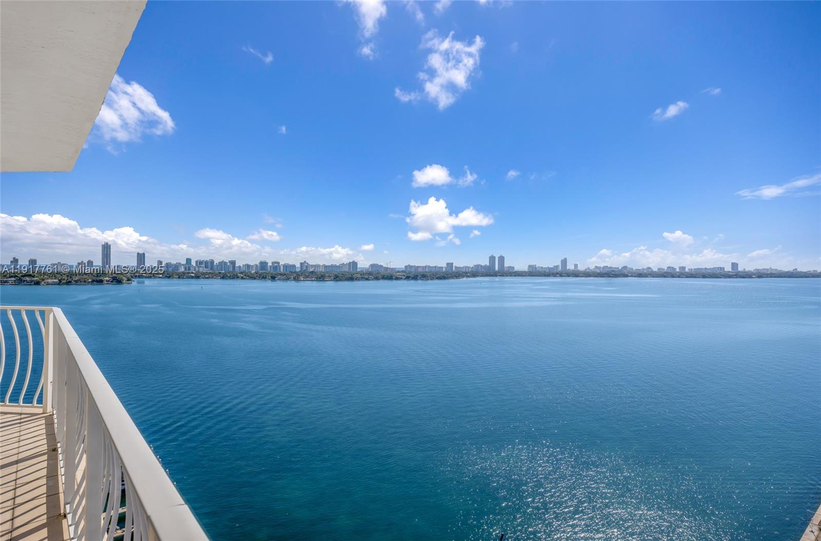 7601 E Treasure Dr #1920, North Bay Village FL 33141