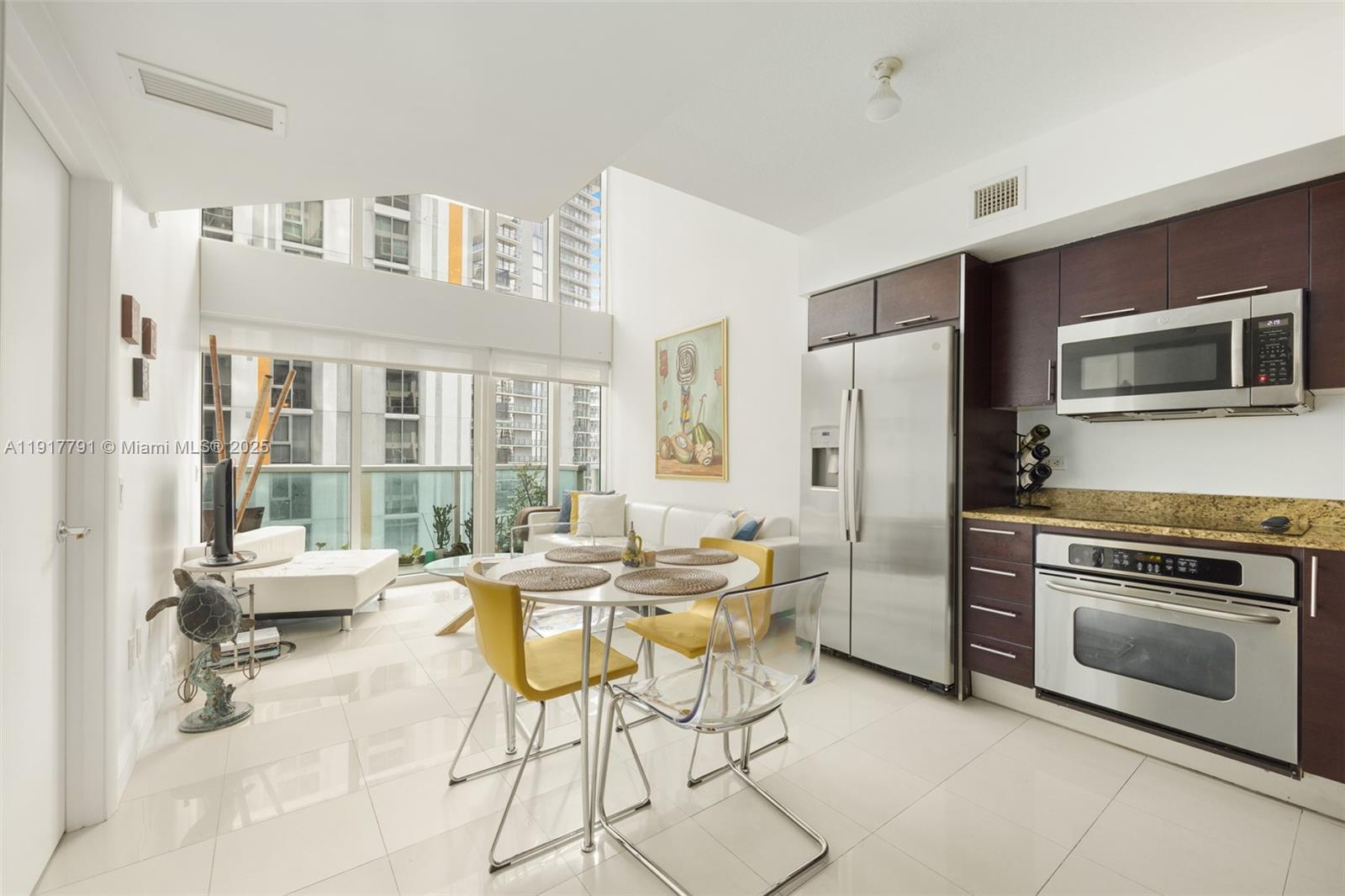 41 SE 5th St #1210, Miami FL 33131