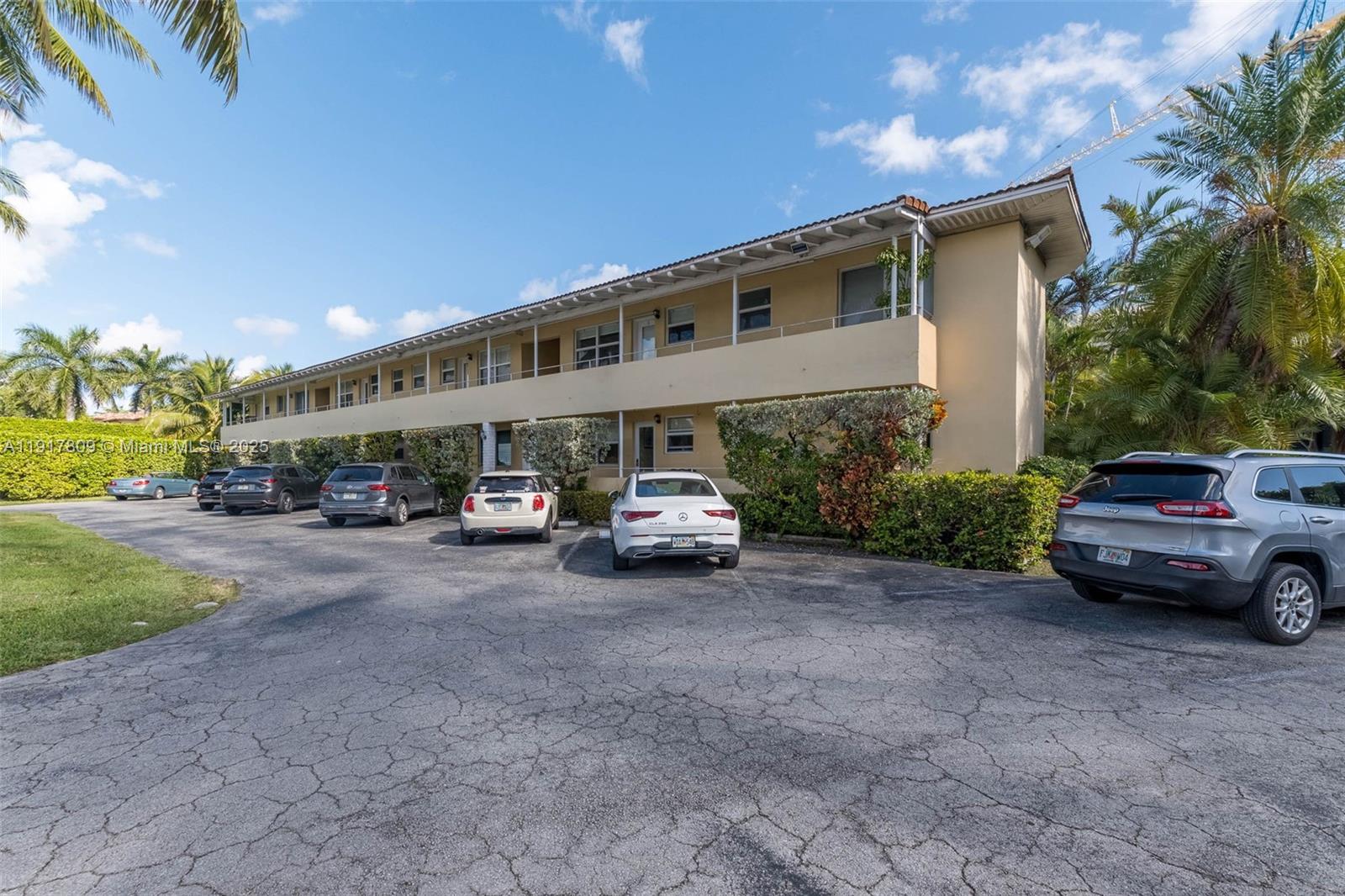 20 Park Dr #2, Bal Harbour FL 33154