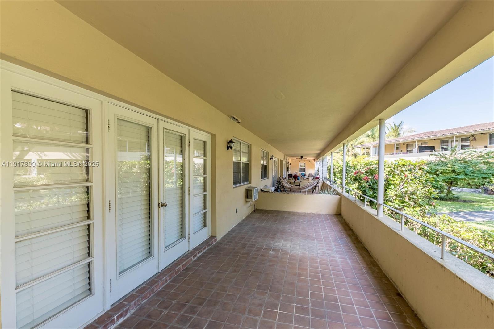 20 Park Dr #2, Bal Harbour FL 33154