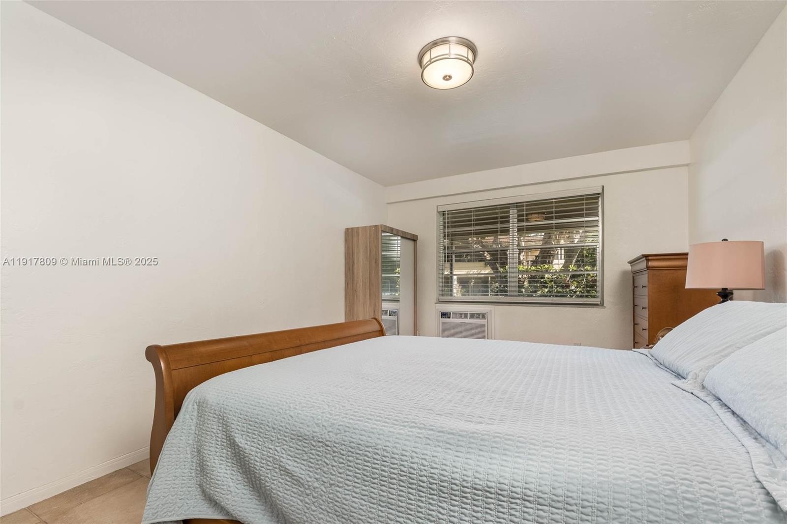 20 Park Dr #2, Bal Harbour FL 33154