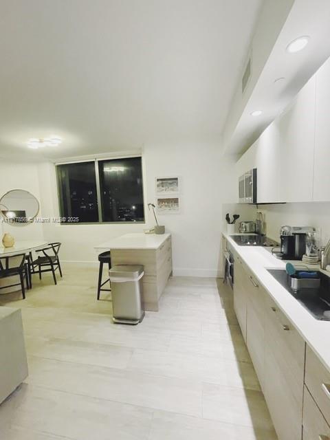 121 NE 34th St #1409, Miami FL 33137