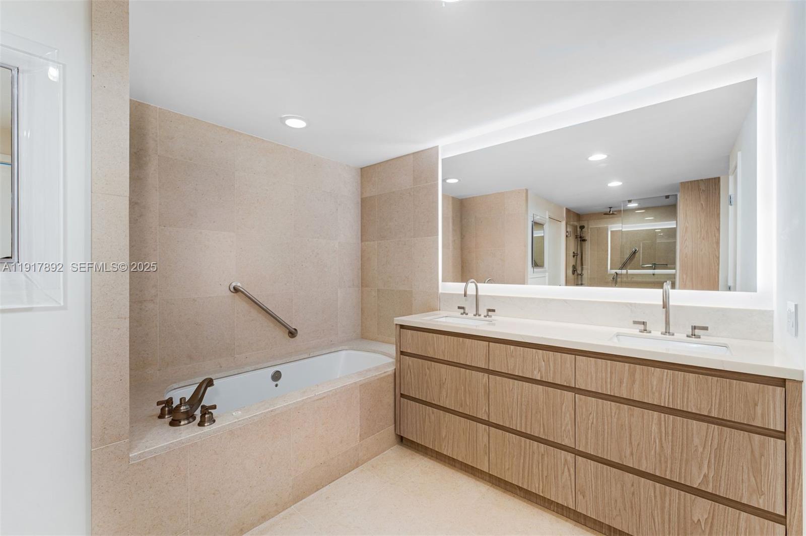 6899 Collins Ave #601, Miami Beach FL 33141
