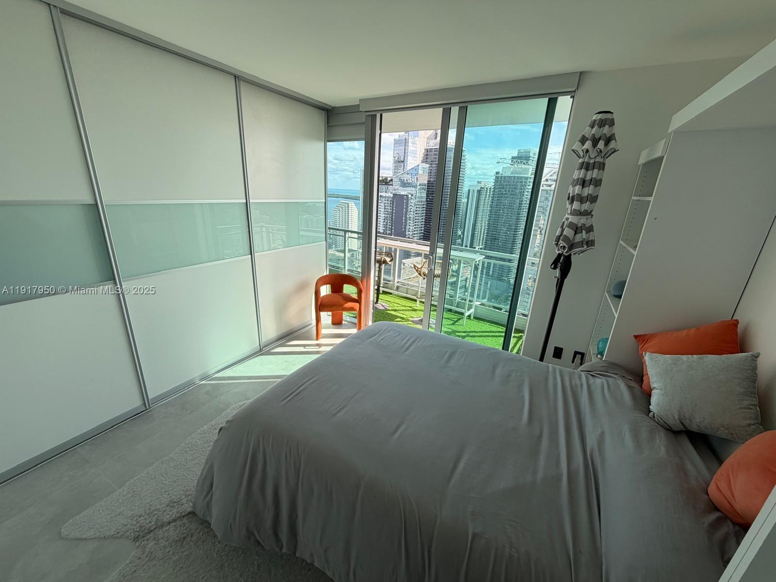 92 SW 3rd St #4804, Miami FL 33130