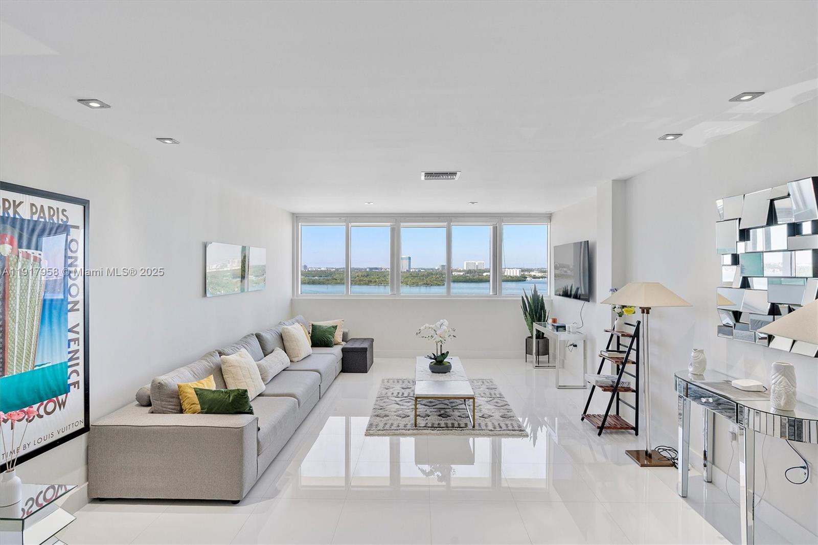 10275 Collins Ave #1523, Bal Harbour FL 33154