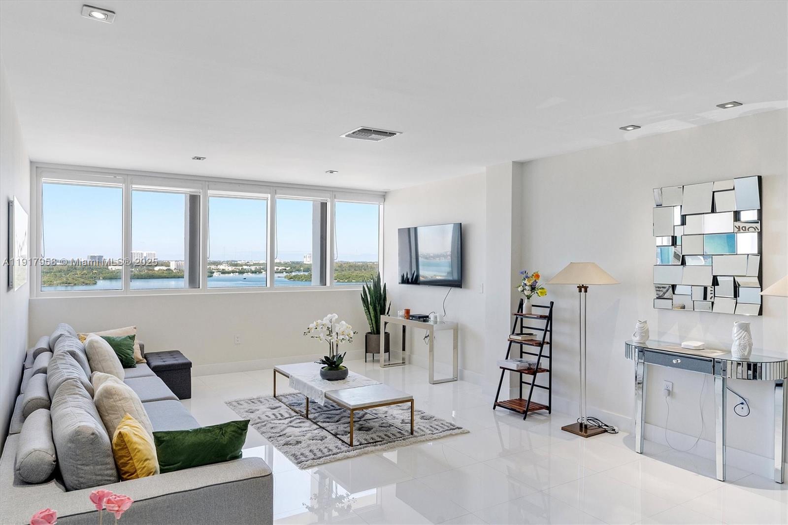 10275 Collins Ave #1523, Bal Harbour FL 33154