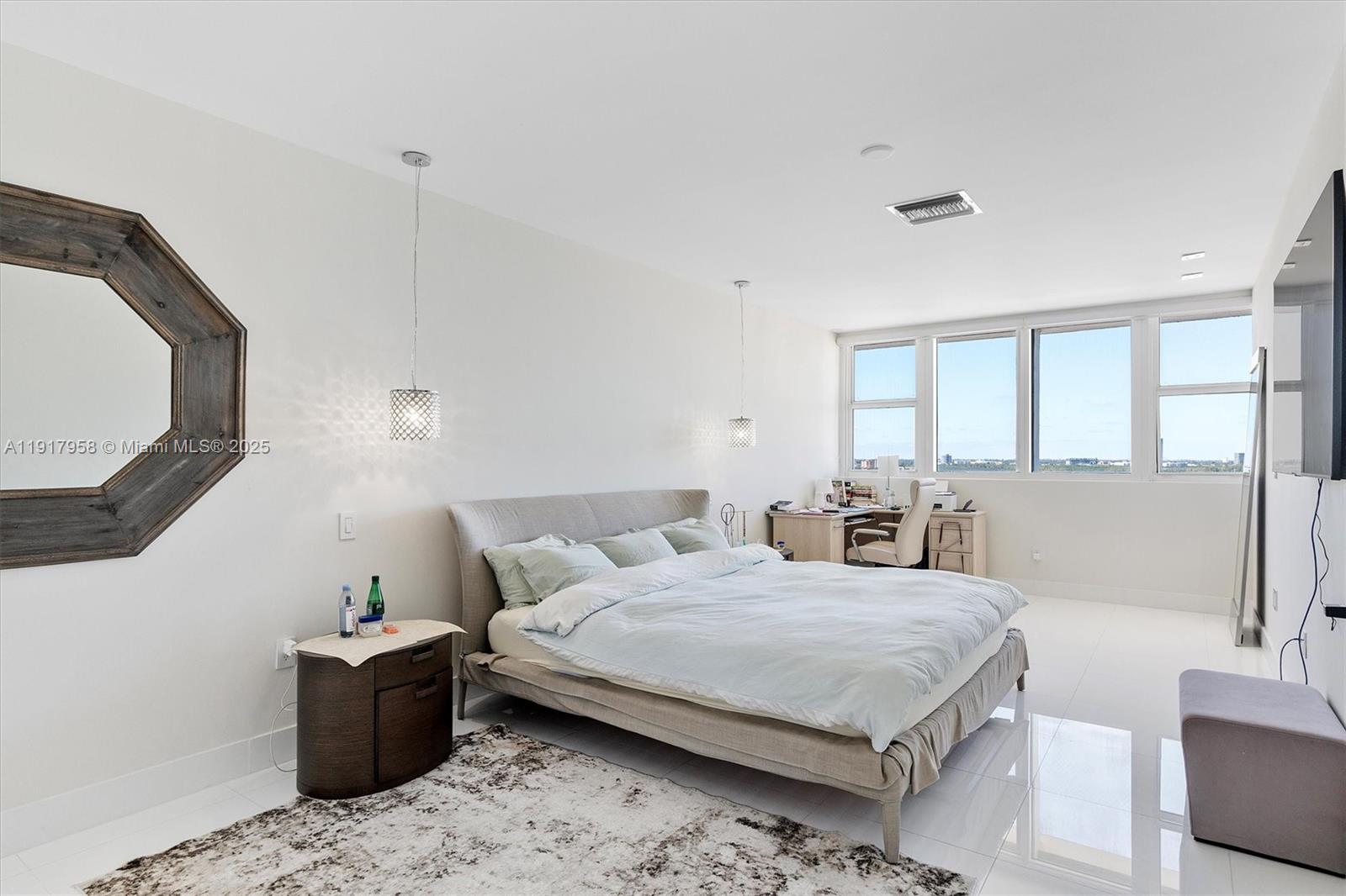 10275 Collins Ave #1523, Bal Harbour FL 33154