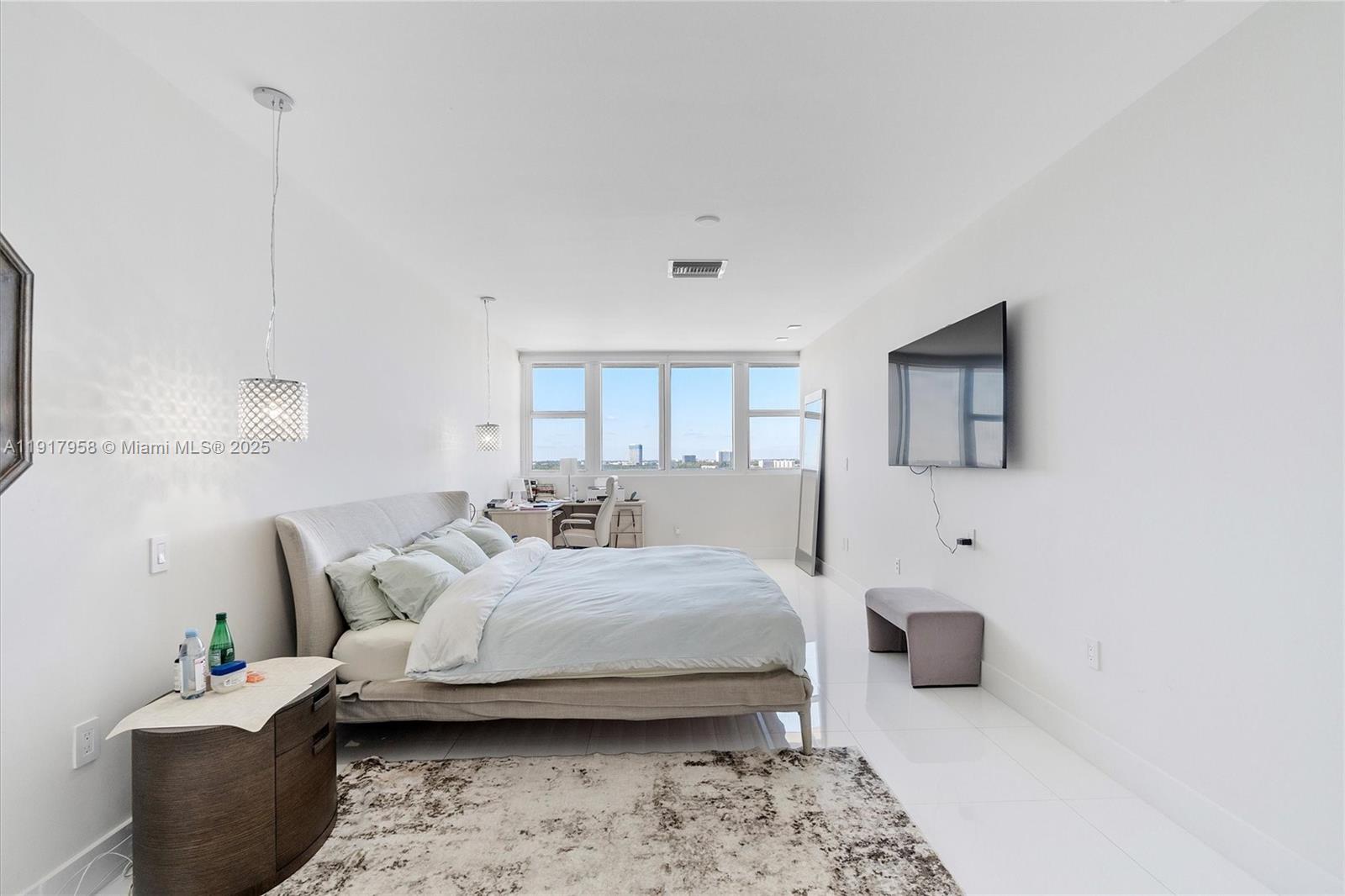 10275 Collins Ave #1523, Bal Harbour FL 33154