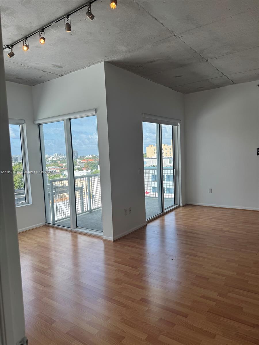 10 SW South River Dr #712, Miami FL 33130