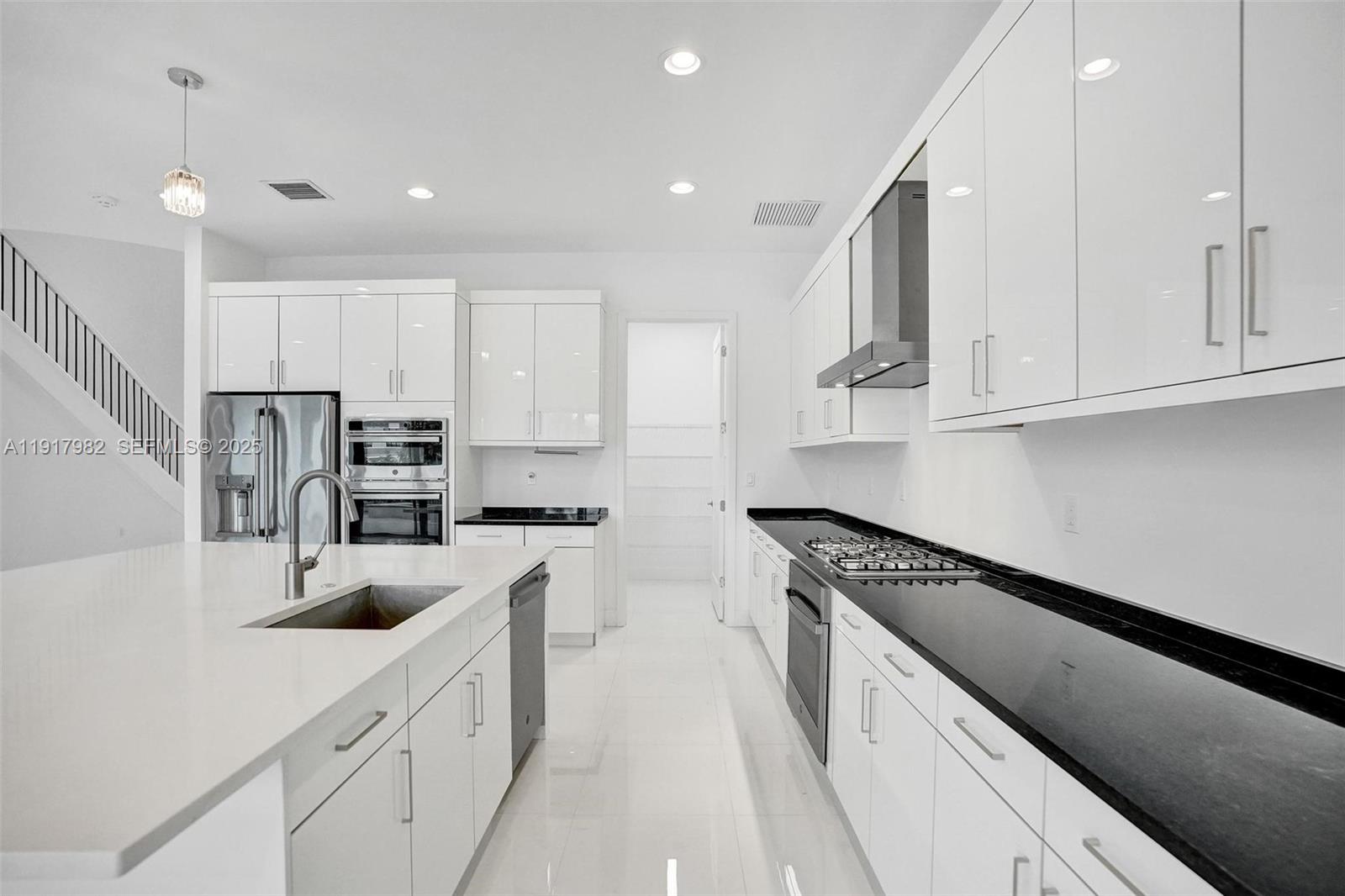 17130 Wandering Wave Ave, Boca Raton FL 33496