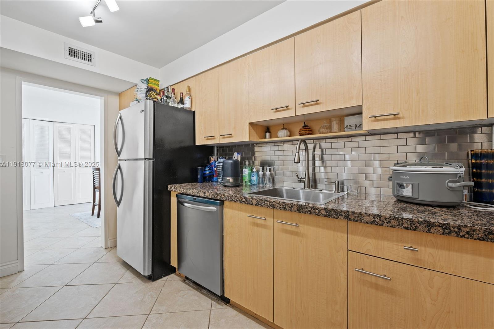 9195 Collins Ave #PH14, Surfside FL 33154