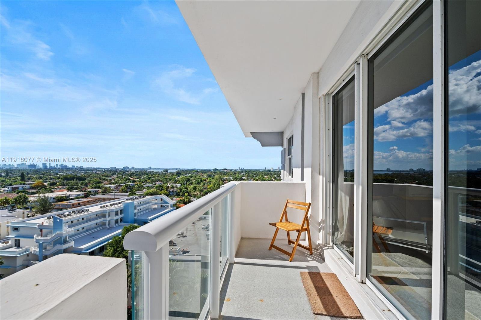 9195 Collins Ave #PH14, Surfside FL 33154