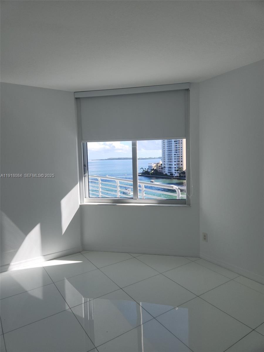 325 S Biscayne Blvd #921, Miami FL 33131