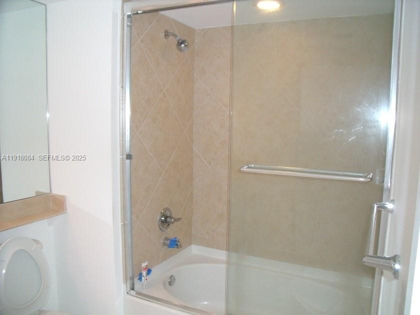 325 S Biscayne Blvd #921, Miami FL 33131