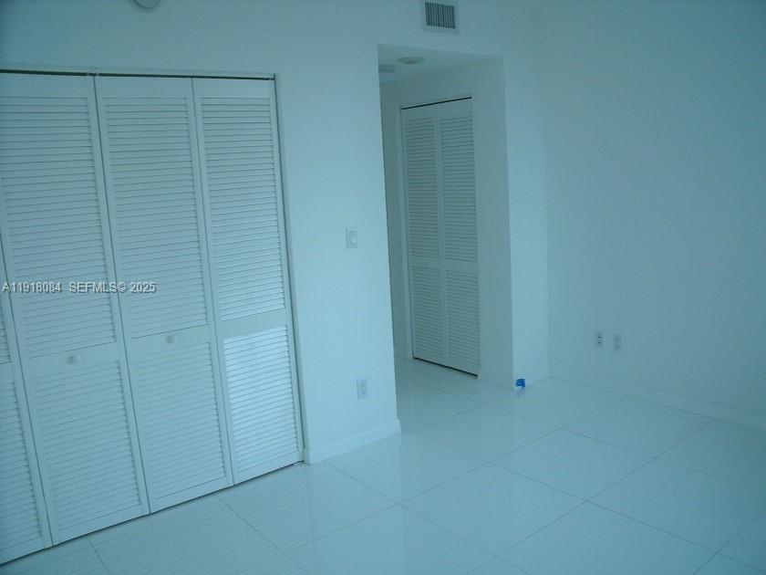 325 S Biscayne Blvd #921, Miami FL 33131
