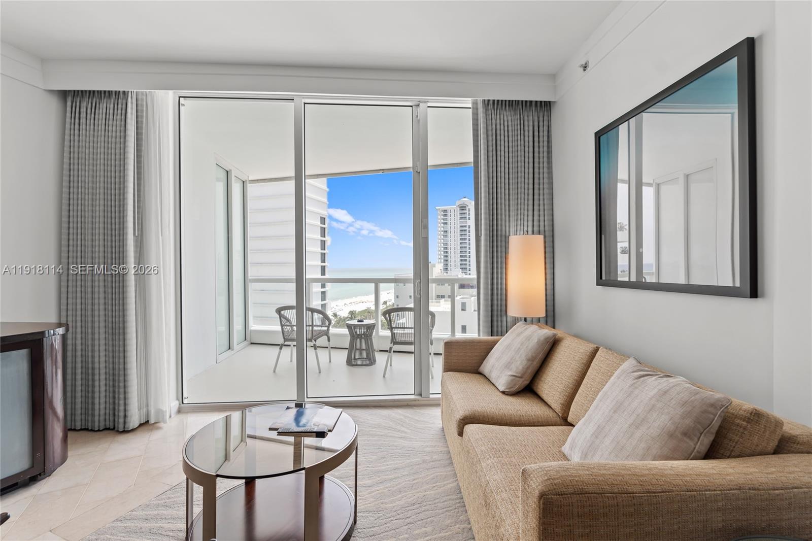 4391 Collins Ave #1118, Miami Beach FL 33140