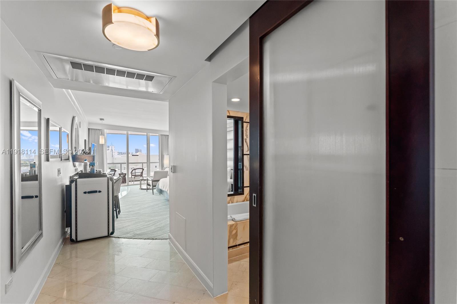 4391 Collins Ave #1118, Miami Beach FL 33140