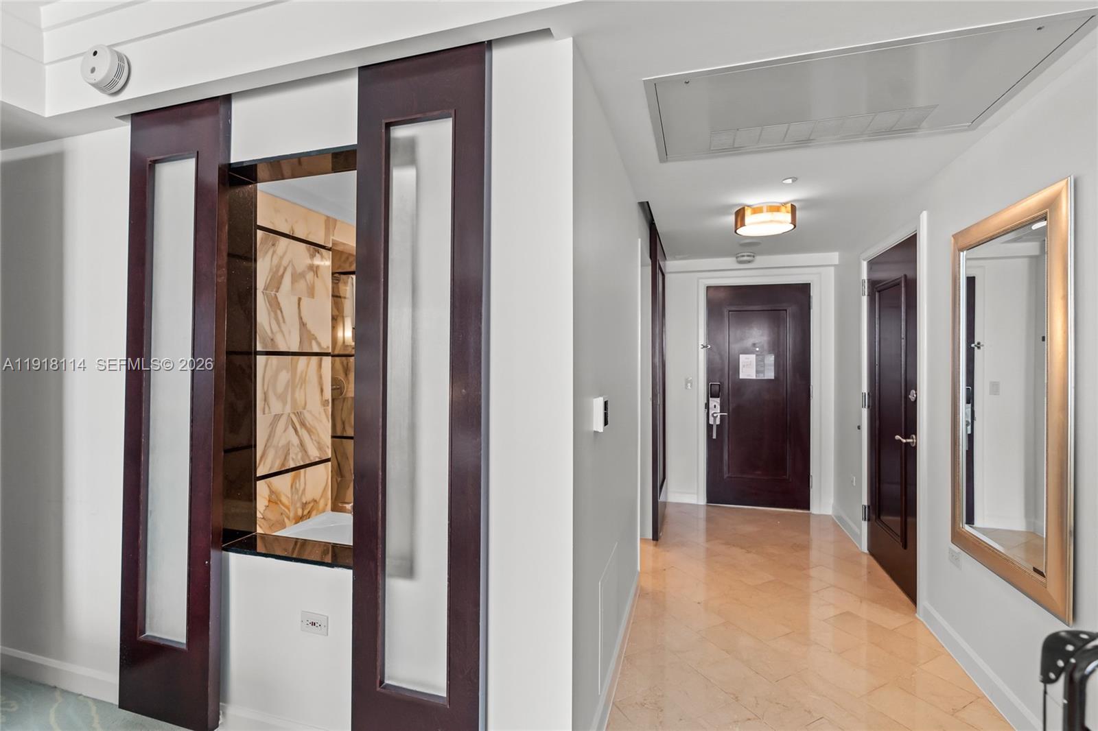 4391 Collins Ave #1118, Miami Beach FL 33140