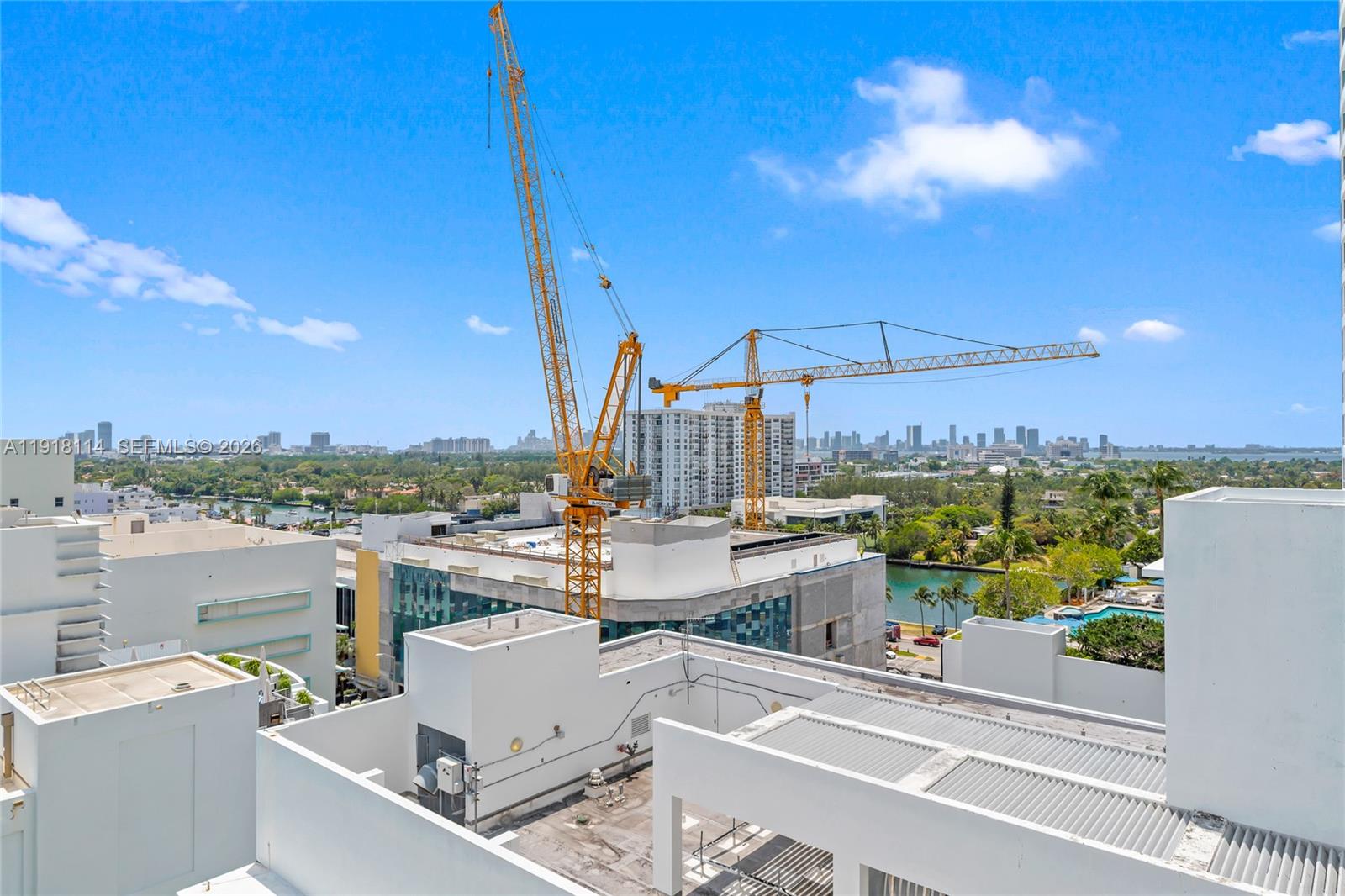 4391 Collins Ave #1118, Miami Beach FL 33140