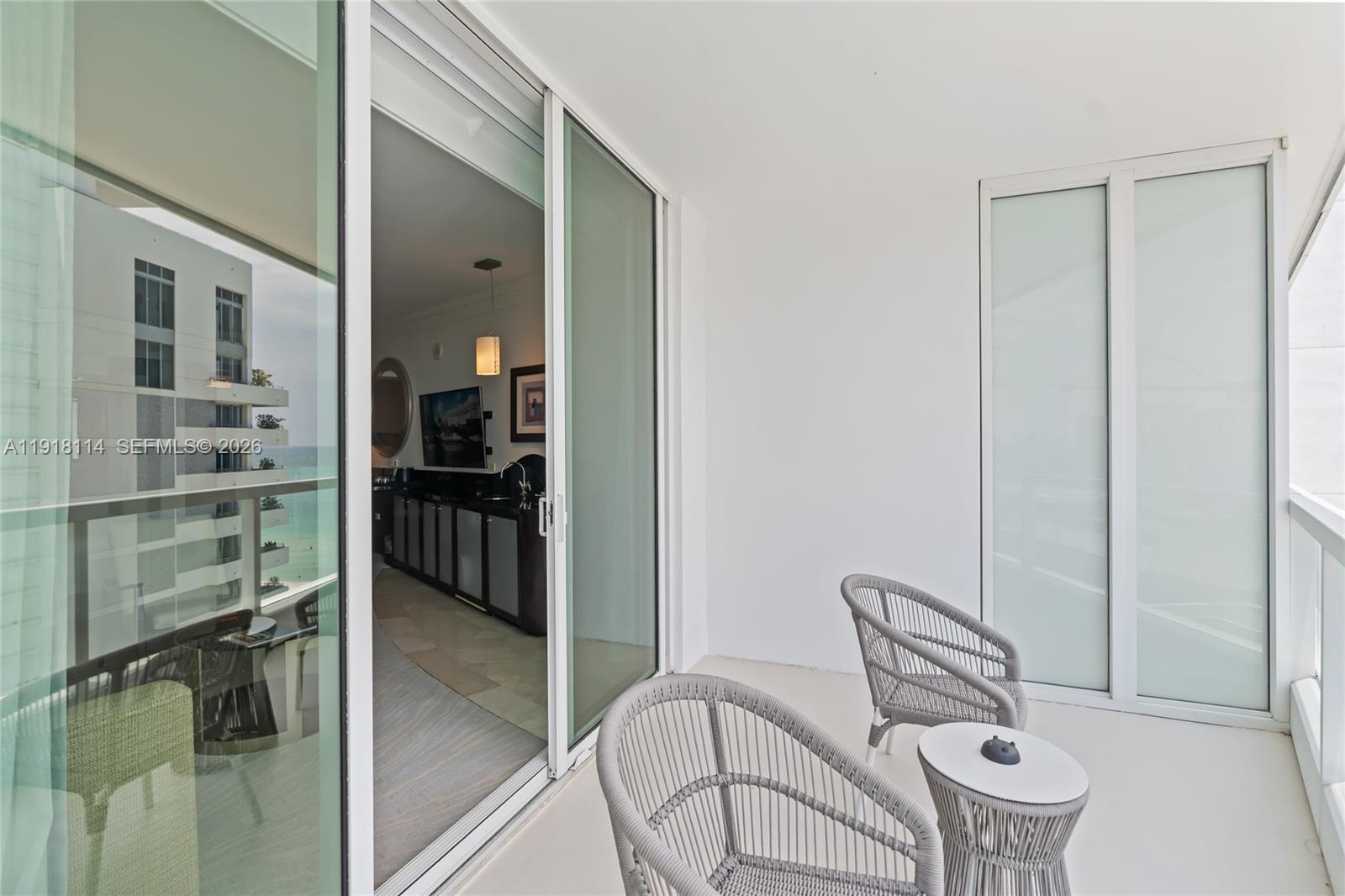 4391 Collins Ave #1118, Miami Beach FL 33140