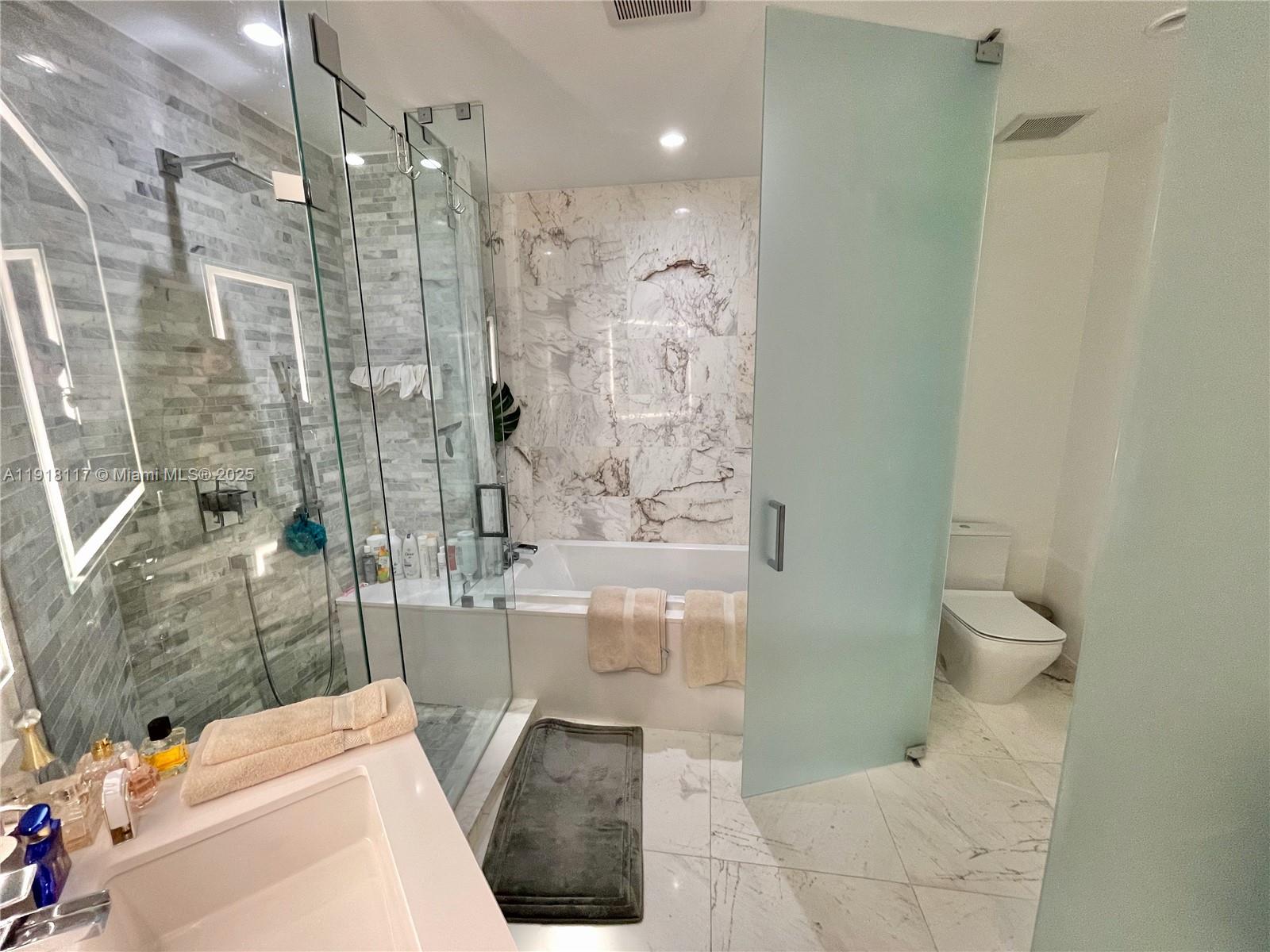 851 NE 1st Ave #2605, Miami FL 33132