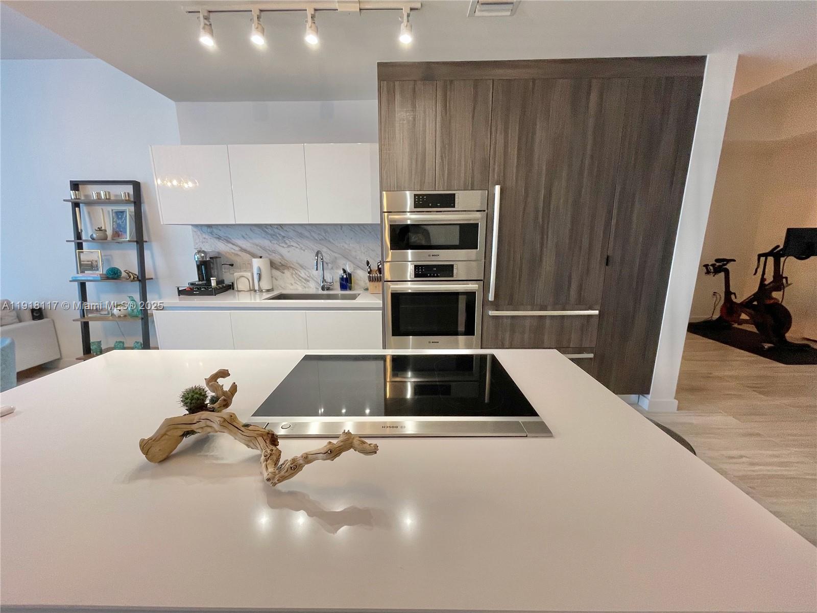 851 NE 1st Ave #2605, Miami FL 33132