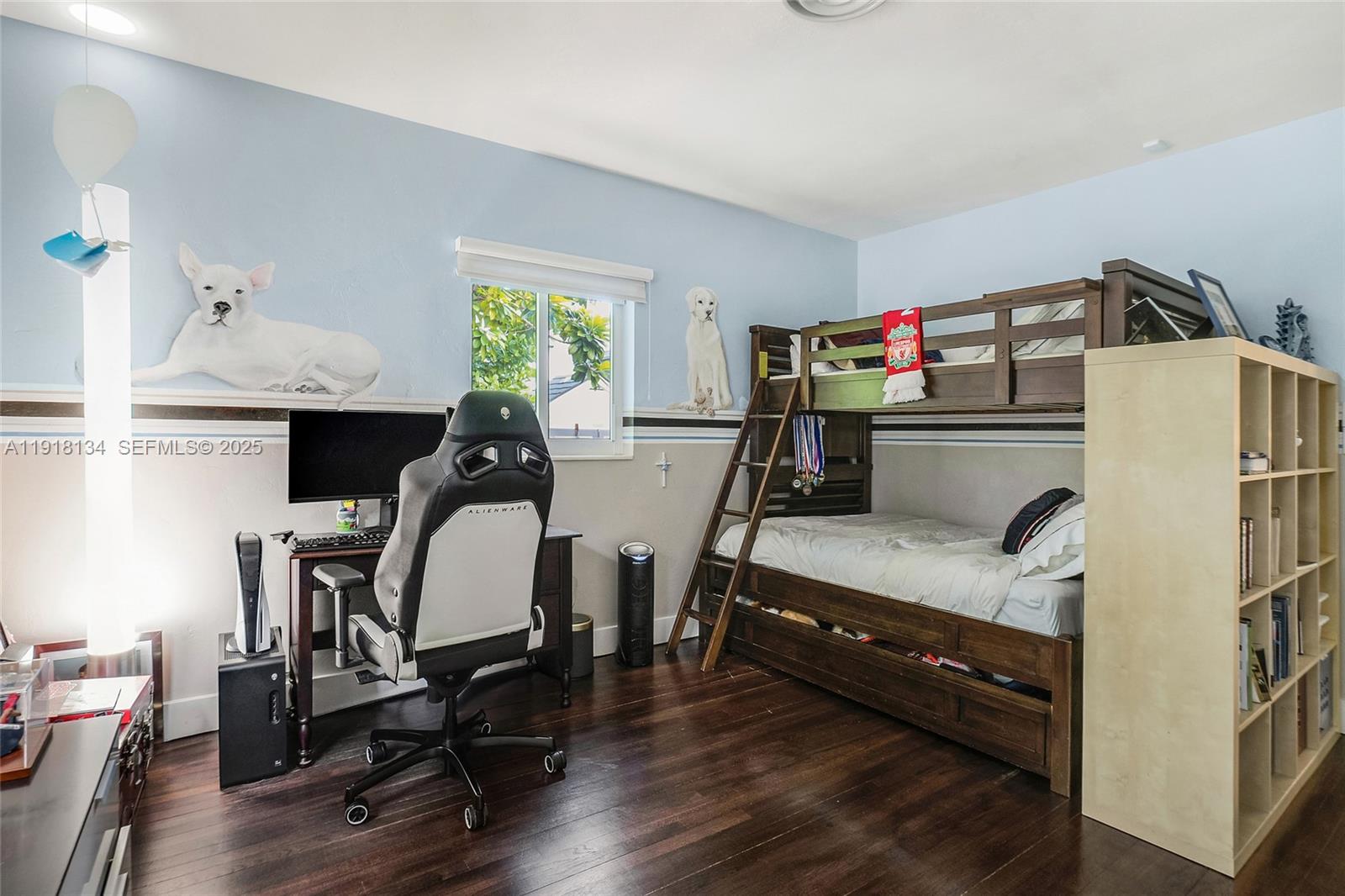 259 E Shore Dr, Miami FL 33133