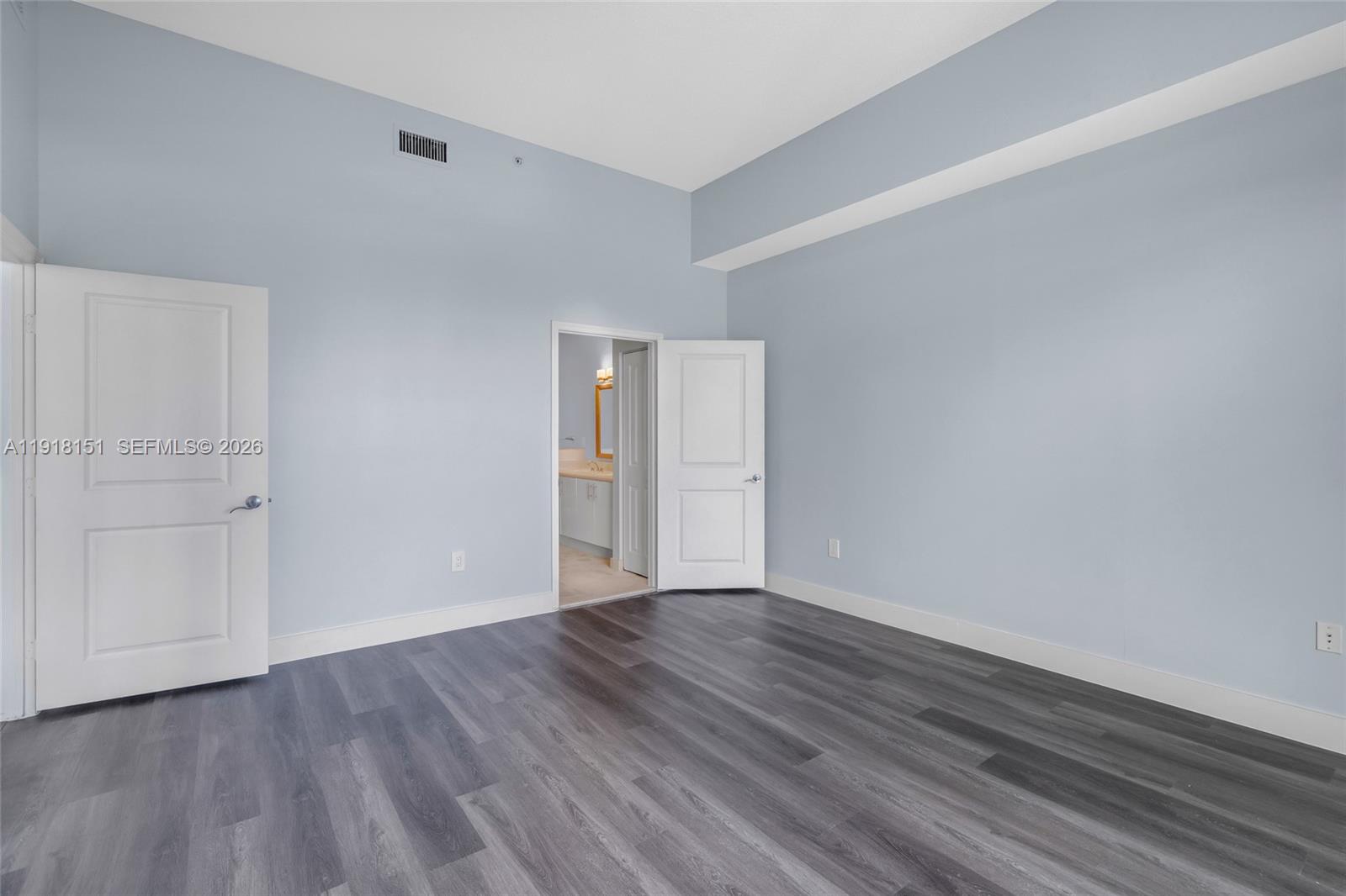 7900 Harbor Island Dr #PH8, North Bay Village FL 33141