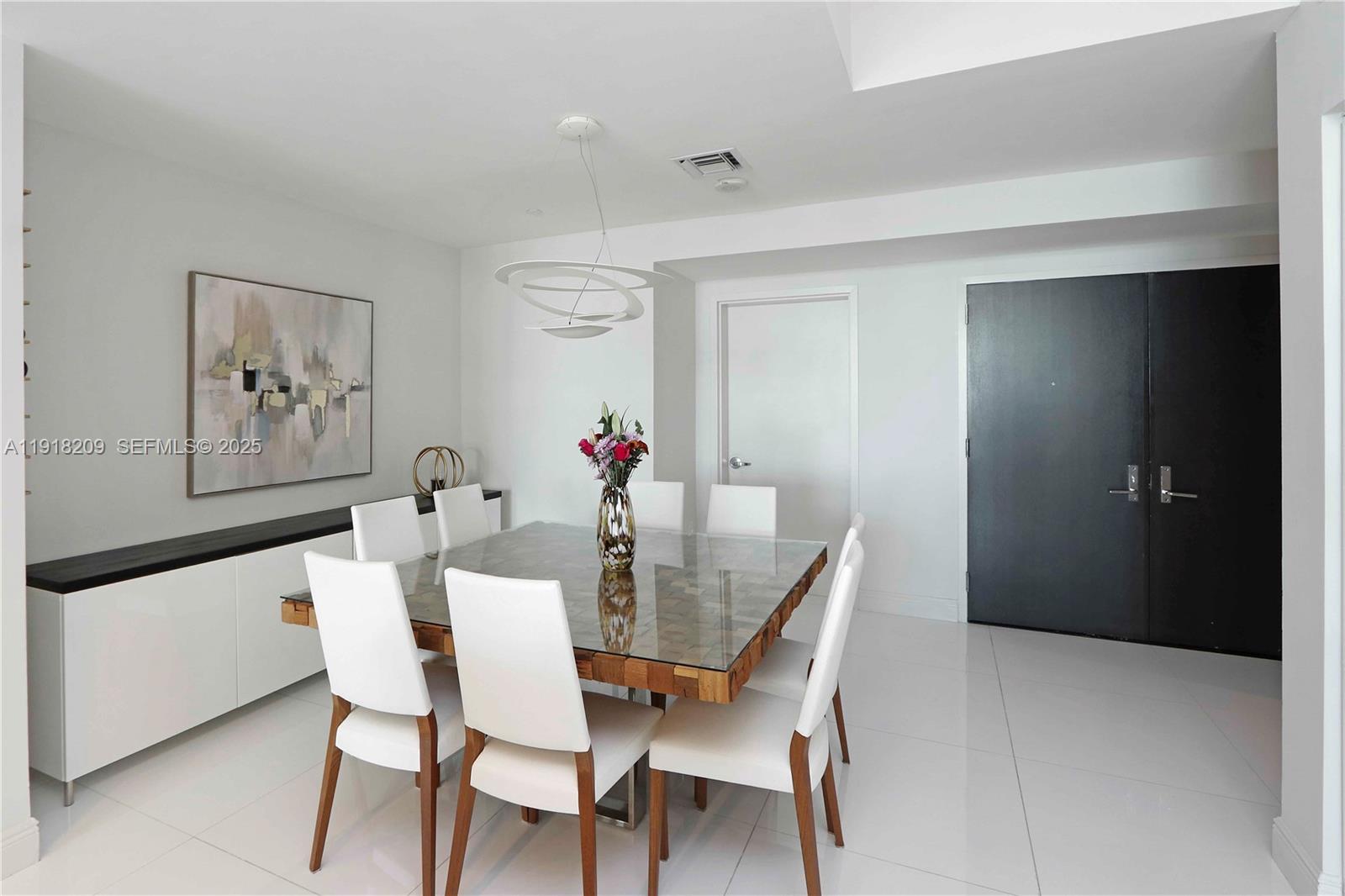 900 Biscayne Blvd #2508, Miami FL 33132