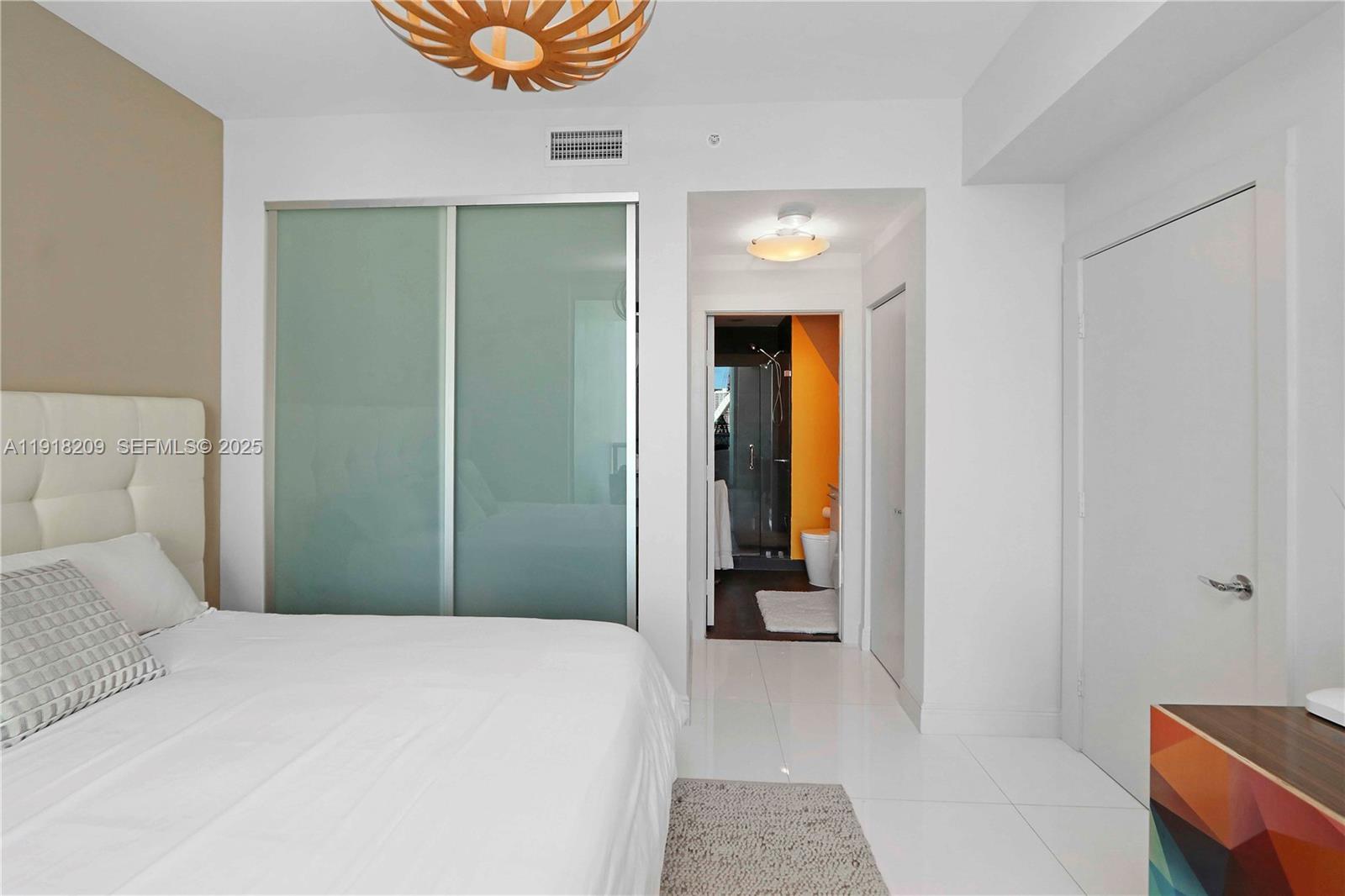 900 Biscayne Blvd #2508, Miami FL 33132