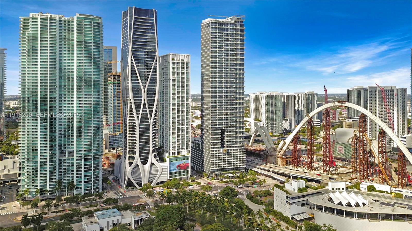 900 Biscayne Blvd #2508, Miami FL 33132