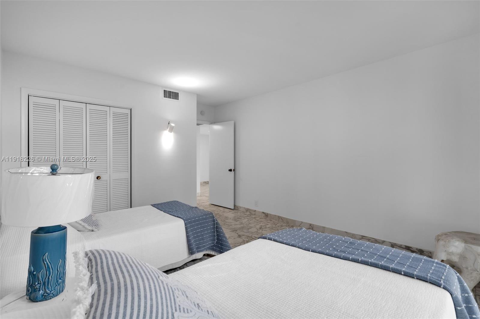 1121 Crandon Blvd #E302, Key Biscayne FL 33149