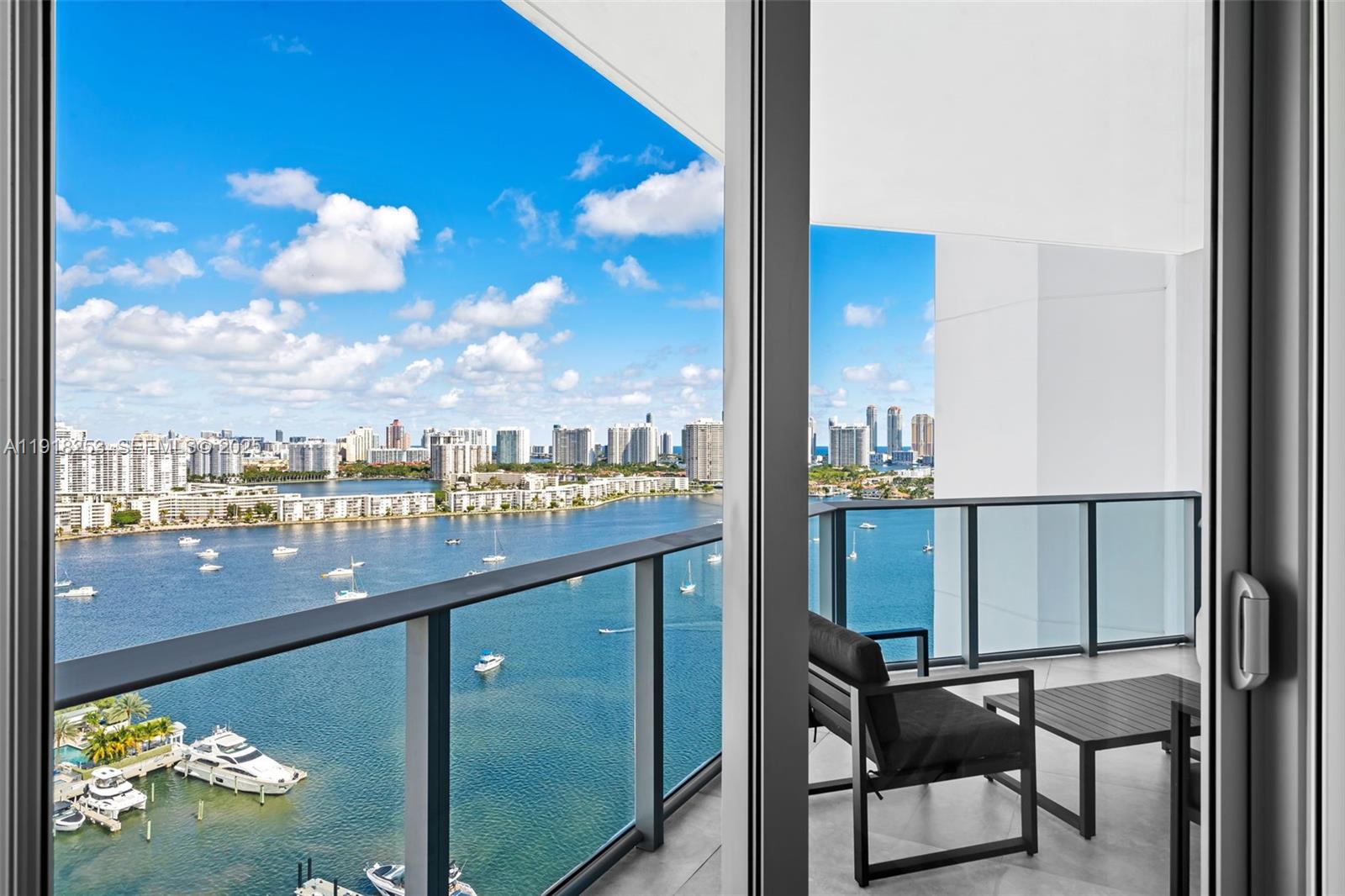 17111 Biscayne Blvd #2103, North Miami Beach FL 33160