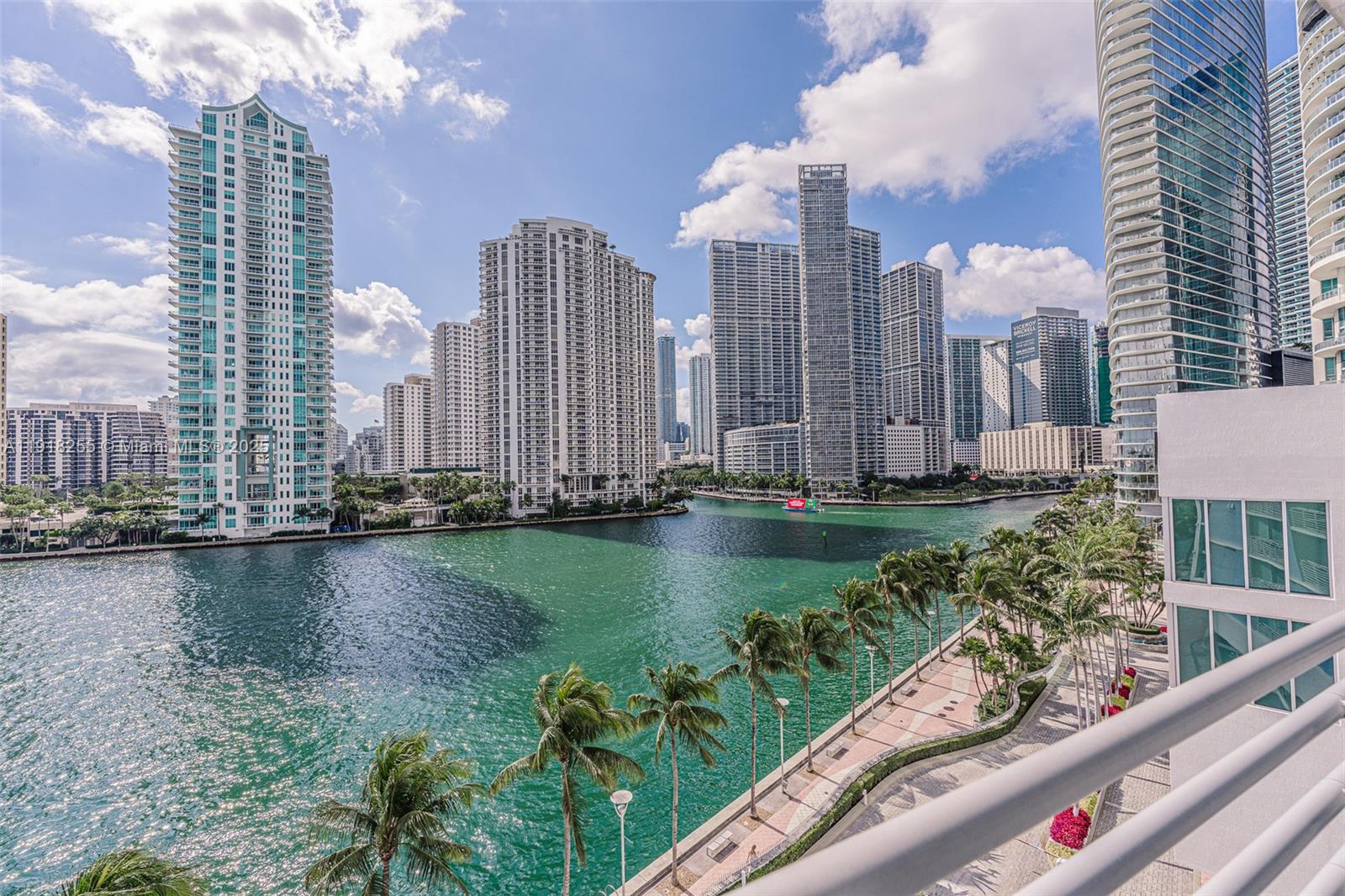 325 S Biscayne Blvd #719, Miami FL 33131