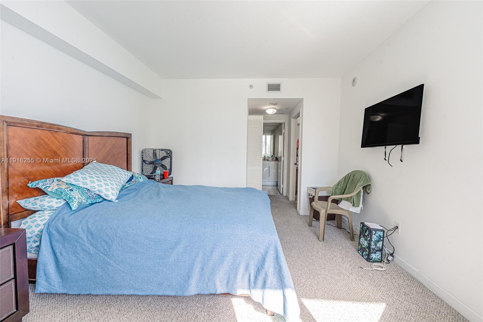 325 S Biscayne Blvd #719, Miami FL 33131