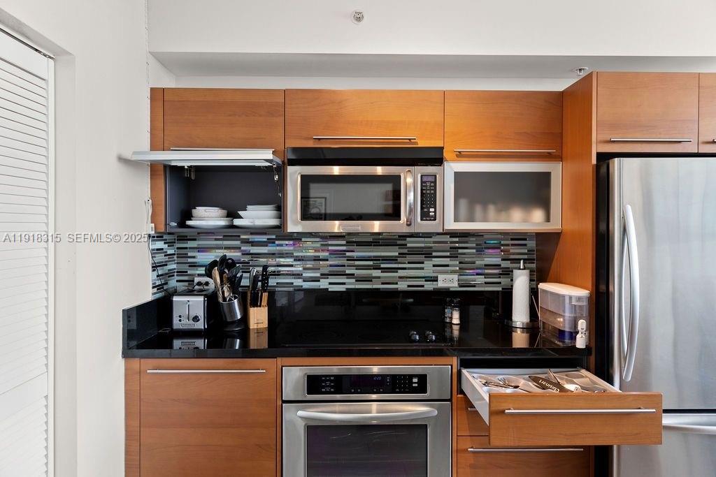 244 Biscayne Blvd #402, Miami FL 33132