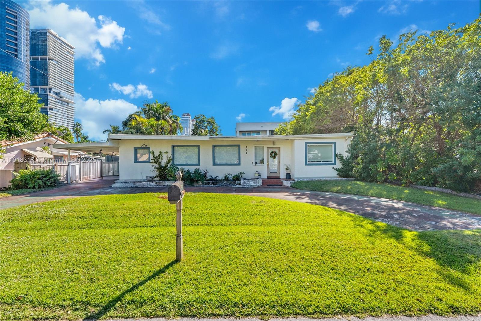 242 189th St, Sunny Isles Beach FL 33160