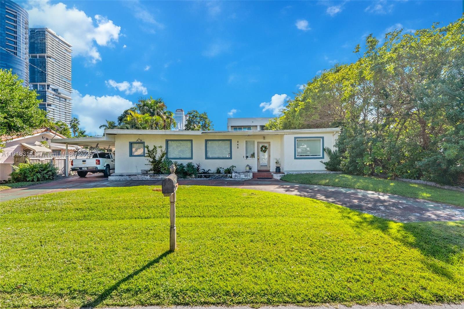 242 189th St, Sunny Isles Beach FL 33160